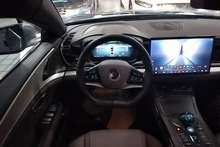 Used BYD Han 2024 DM-i Glory Edition 121KM Elite Model Steering Wheel