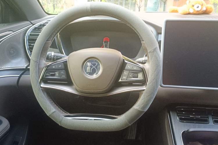 Used BYD Han 2024 DM-i Glory Edition 121KM Premium Model Steering Wheel