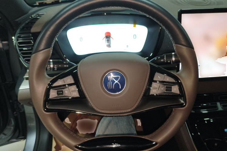 Used BYD Han 2024 DM-i Glory Edition 121KM Elite Model Steering Wheel