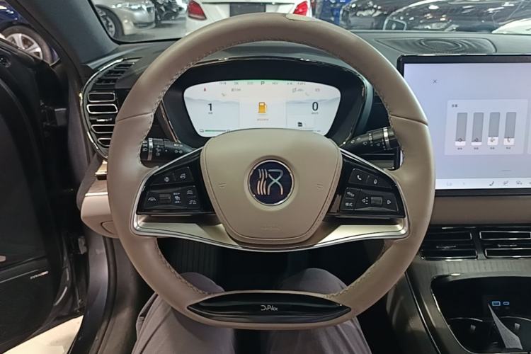Used BYD Han 2024 DM-i Glory Edition 121KM Premium Model Steering Wheel
