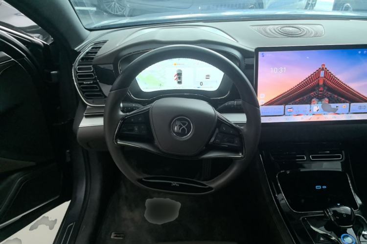 Used BYD Han 2024 DM-i Glory Edition 121KM Elite Model Steering Wheel