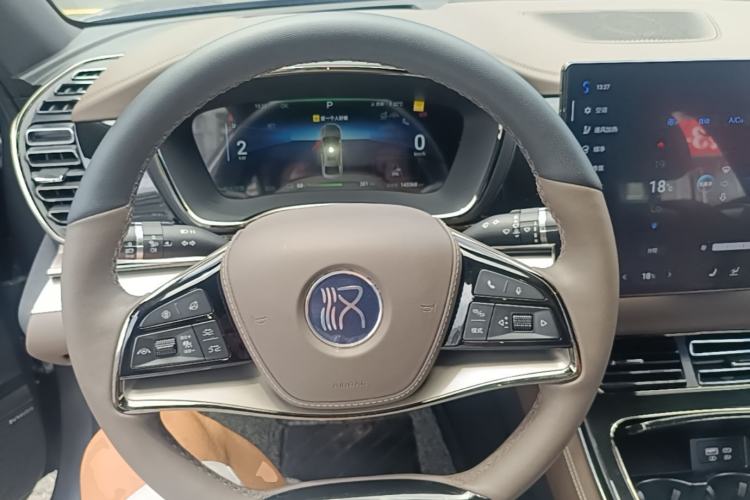 Used BYD Han 2024 EV Glory Edition 605KM Front-Wheel-Drive Premium Model Steering Wheel