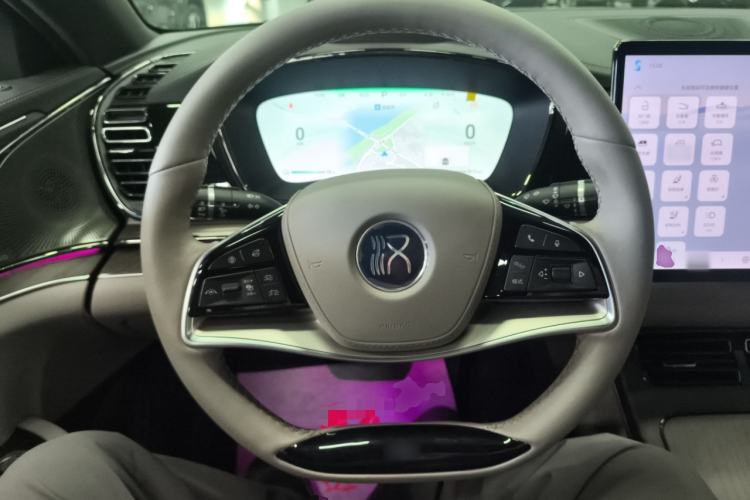 Used BYD Han 2024 DM-i Glory Edition 200KM Flagship Model Steering Wheel