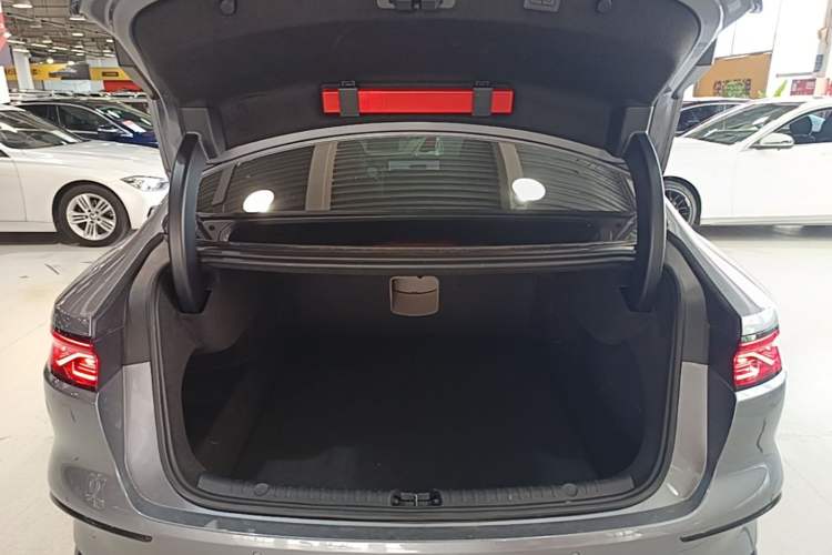 Used BYD Han 2024 DM-i Glory Edition 121KM Premium Model Trunk