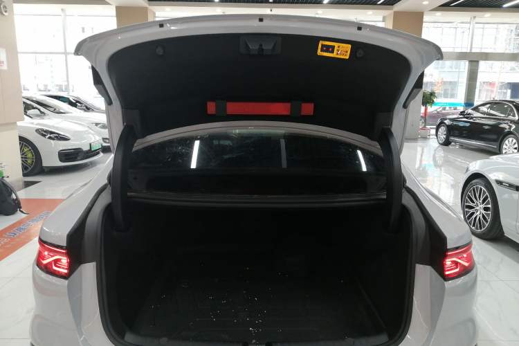 Used BYD Han 2024 DM-i Glory Edition 121KM Prestige Model Trunk