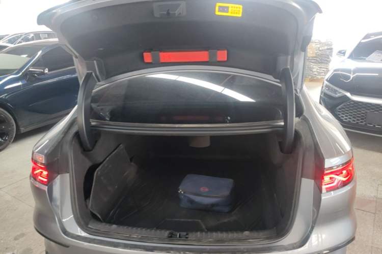 Used BYD Han 2024 DM-i Glory Edition 121KM Prestige Model Trunk