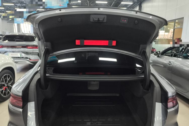 Used BYD Han 2024 DM-i Glory Edition 200KM Flagship Model Trunk