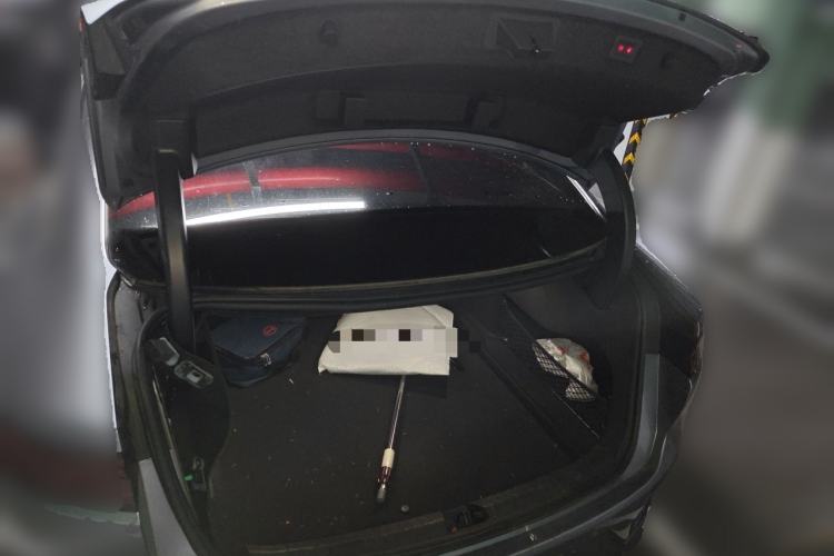 Used BYD Han 2024 DM-i Glory Edition 121KM Elite Model Trunk
