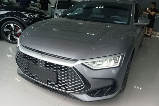 Used BYD Han 2024 DM-i Glory Edition 121KM Premium Model