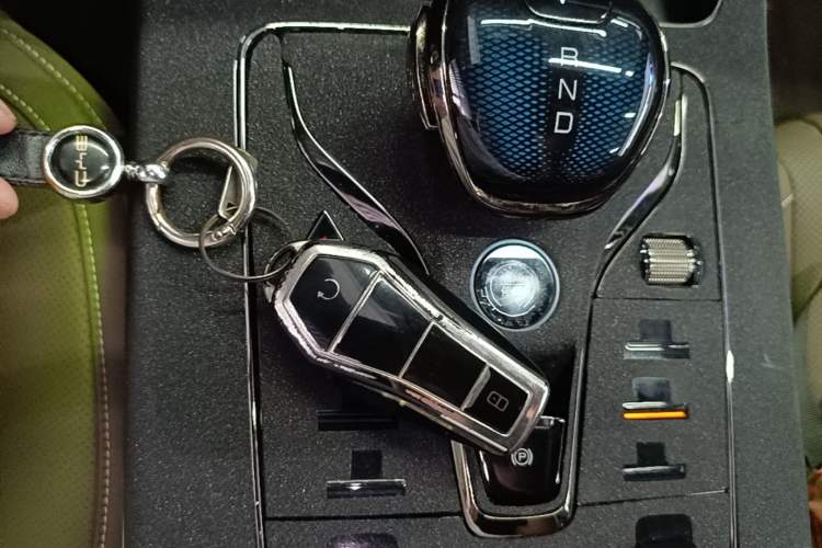 Used BYD Han 2024 DM-i Glory Edition 121KM Elite Model Vehicle Key