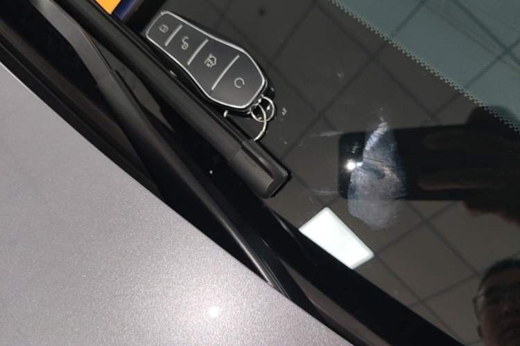 Used BYD Han 2024 DM-i Glory Edition 121KM Premium Model Vehicle Key