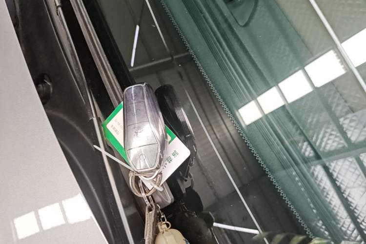 Used BYD Han 2024 DM-i Glory Edition 121KM Elite Model Vehicle Key