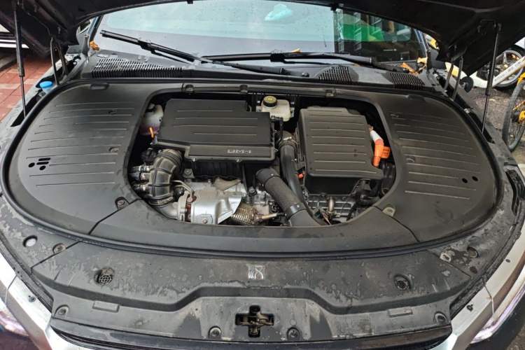 Used BYD Han 2024 DM-i Glory Edition 121KM Prestige Model Engine Bay