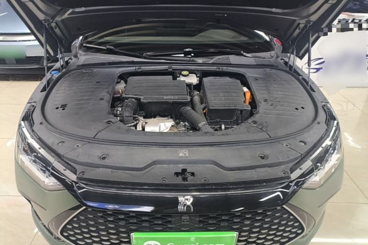 Used BYD Han 2024 DM-i Glory Edition 121KM Prestige Model Engine Bay