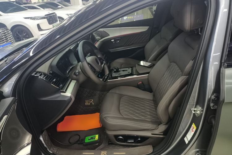 Used BYD Han 2024 DM-i Glory Edition 121KM Prestige Model Left Front Seat