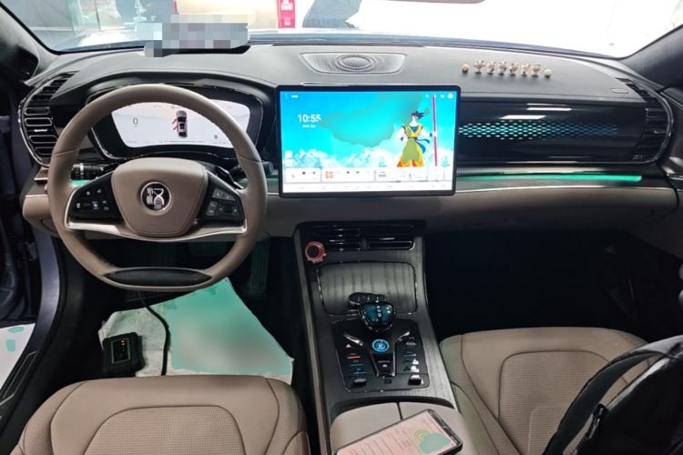 Used BYD Han 2024 EV Glory Edition 715KM Front-Wheel-Drive Flagship Model Center Console