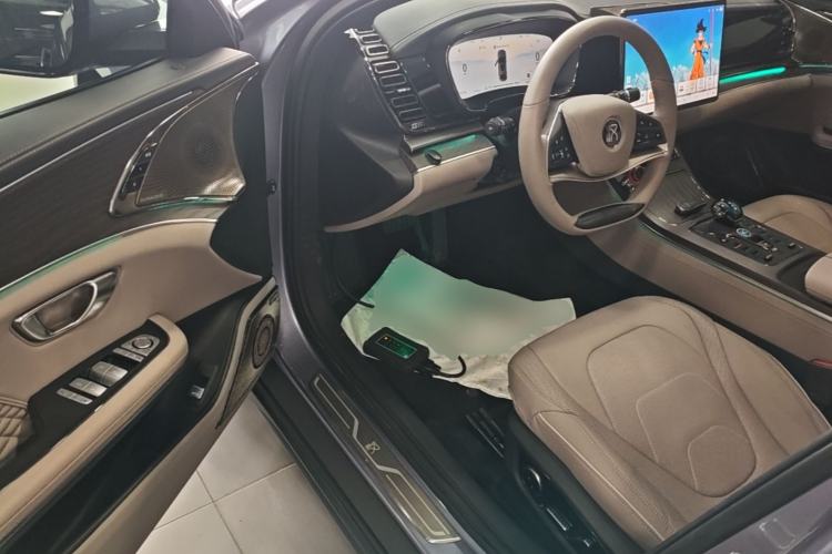 Used BYD Han 2024 EV Glory Edition 715KM Front-Wheel-Drive Flagship Model Driver Seat