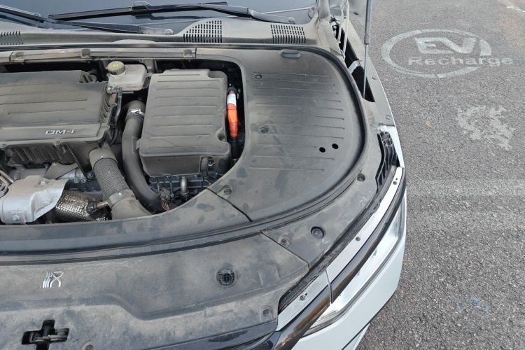 Used BYD Han 2024 DM-i Glory Edition 121KM Elite Model Engine Bay Left
