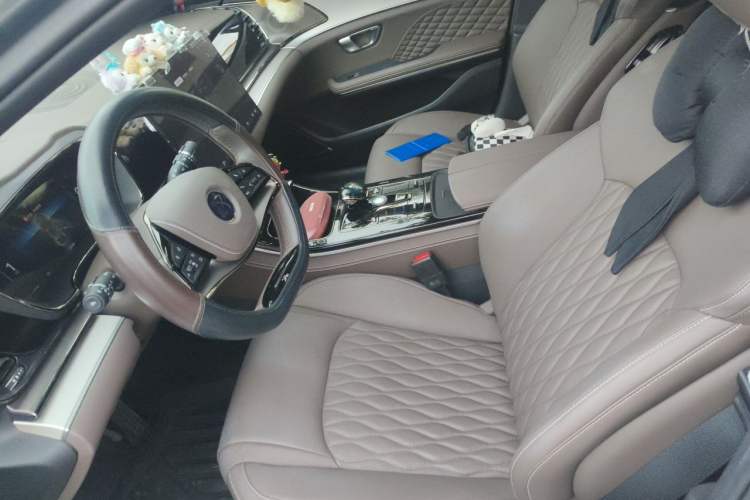 Used BYD Han 2024 DM-i Glory Edition 121KM Prestige Model Left Front Seat