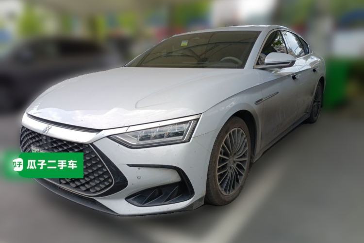 BYD Han 2024 DM-i Glory Edition 121KM Prestige Model - Executive