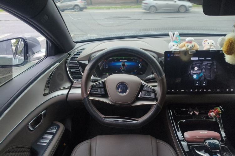 Used BYD Han 2024 DM-i Glory Edition 121KM Prestige Model Steering Wheel