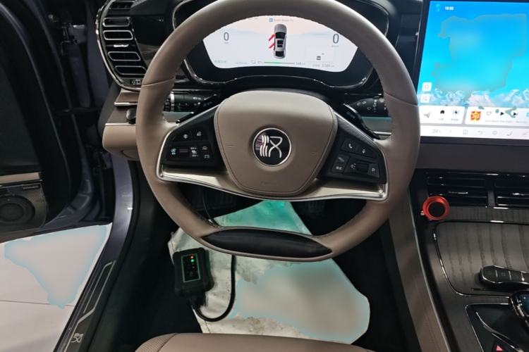 Used BYD Han 2024 EV Glory Edition 715KM Front-Wheel-Drive Flagship Model Steering Wheel