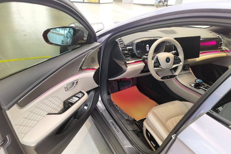 Used BYD Han 2024 EV Glory Edition 715KM Front-Wheel-Drive Flagship Model Driver Seat