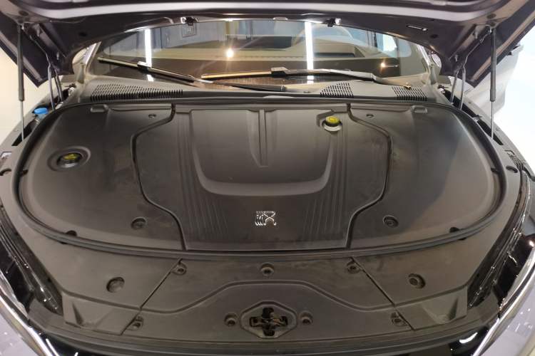 Used BYD Han 2024 EV Glory Edition 715KM Front-Wheel-Drive Flagship Model Engine Bay