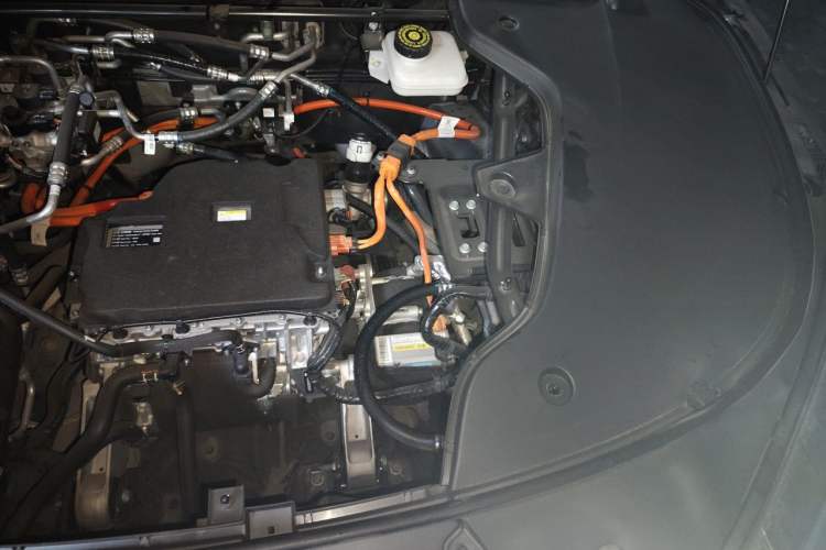 Used BYD Han 2024 EV Glory Edition 506KM Front-Wheel-Drive Premium Model Engine Bay Left