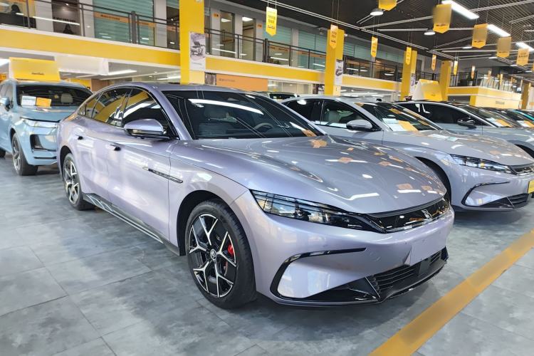 Used BYD Han 2024 EV Glory Edition 715KM Front-Wheel-Drive Flagship Model Exterior 2