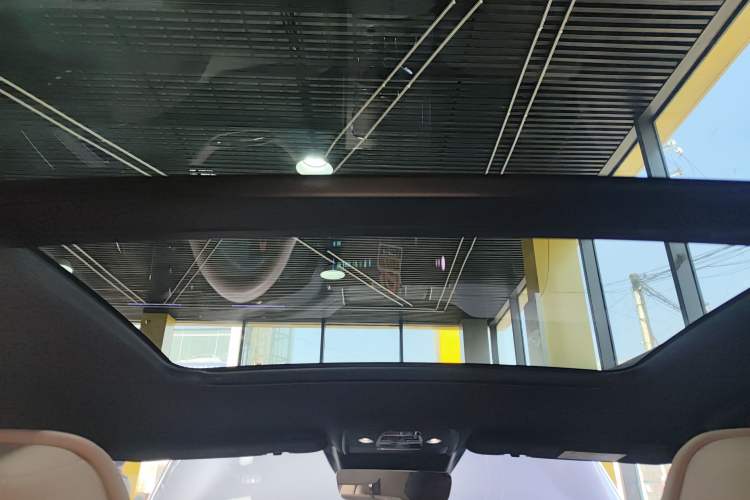 Used BYD Han 2024 EV Glory Edition 715KM Front-Wheel-Drive Flagship Model Headliner