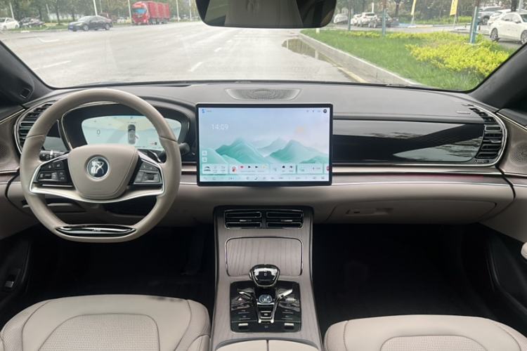 Used BYD Han 2024 EV Glory Edition 610 km All-Wheel Drive "Tian Shen Zhi Jia" Intelligent Driving Model Interior 1