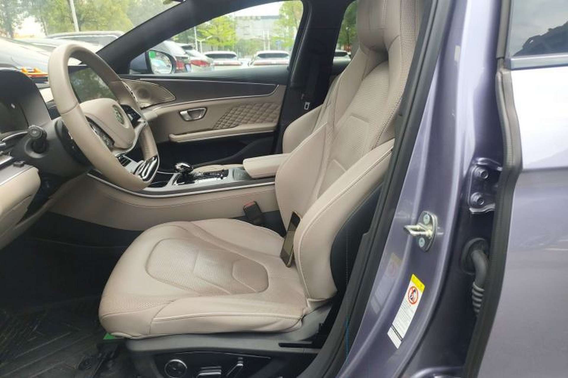 Used BYD Han 2024 EV Glory Edition 610 km All-Wheel Drive "Tian Shen Zhi Jia" Intelligent Driving Model Left Front Seat