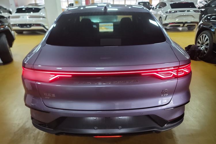 Used BYD Han 2024 EV Glory Edition 610 km All-Wheel Drive "Tian Shen Zhi Jia" Intelligent Driving Model Rear