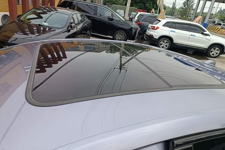 Used BYD Han 2024 EV Glory Edition 610 km All-Wheel Drive "Tian Shen Zhi Jia" Intelligent Driving Model Roof