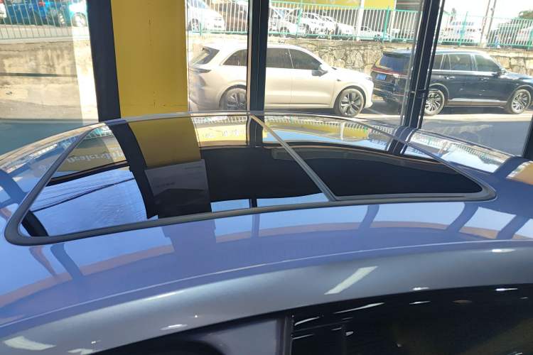 Used BYD Han 2024 EV Glory Edition 715KM Front-Wheel-Drive Flagship Model Roof