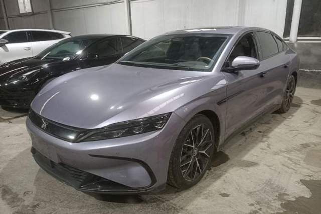 Used BYD Han 2024 EV Glory Edition 610 km All-Wheel Drive "Tian Shen Zhi Jia" Intelligent Driving Model
