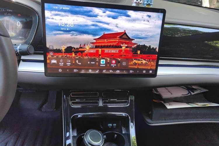 Used BYD Han 2024 DM-i Glory Edition 121KM Prestige Model Audio And AC Panel