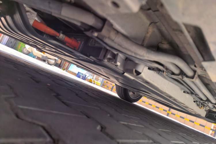 Used BYD Han 2024 DM-i Glory Edition 121KM Premium Model Chassis Front Left