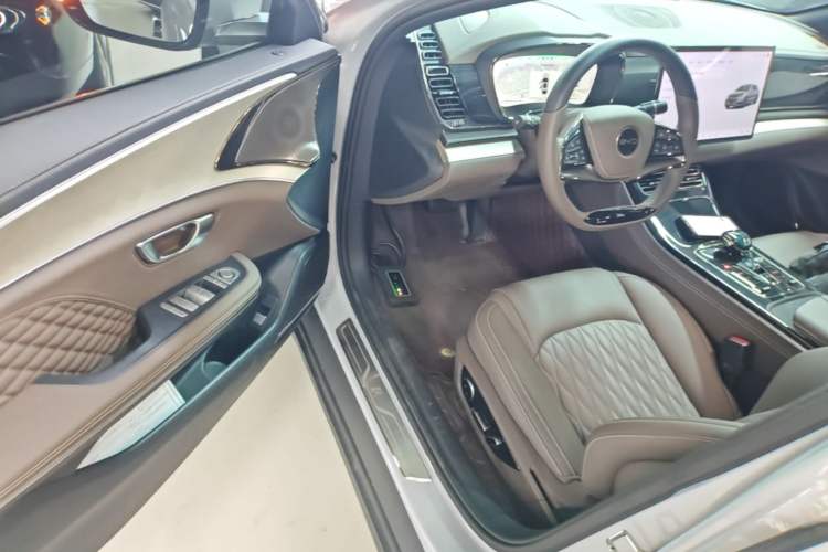 Used BYD Han 2024 DM-i Glory Edition 121KM Elite Model Driver Seat