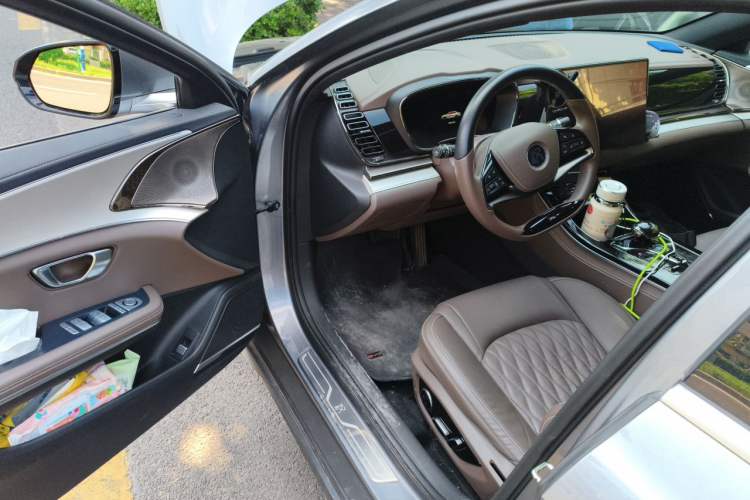 Used BYD Han 2024 DM-i Glory Edition 121KM Elite Model Driver Seat