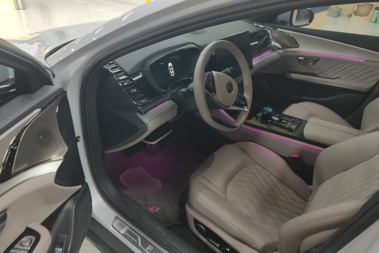 Used BYD Han 2024 EV Glory Edition 605KM Front-Wheel-Drive Premium Model Driver Seat