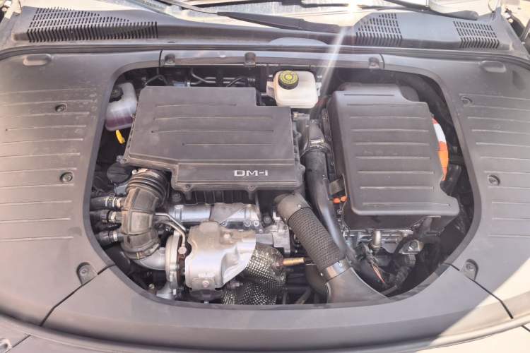 Used BYD Han 2024 DM-i Glory Edition 121KM Premium Model Engine Bay