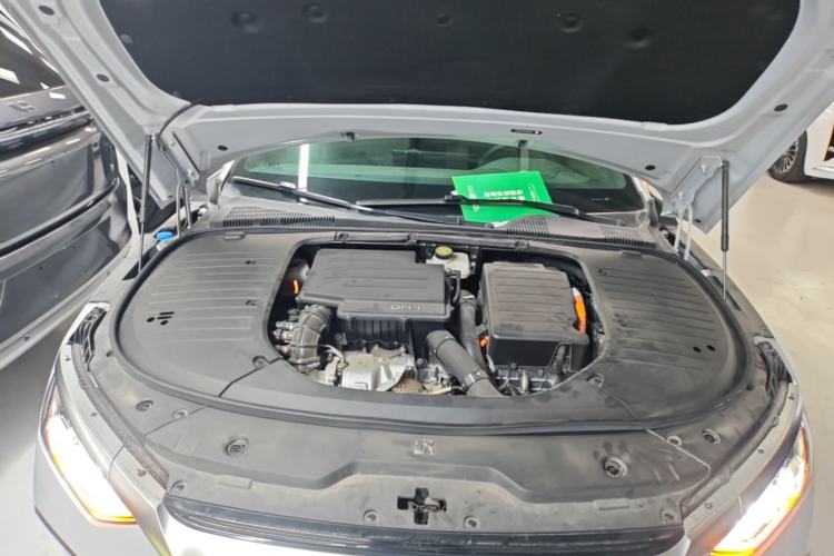 Used BYD Han 2024 DM-i Glory Edition 121KM Elite Model Engine Bay