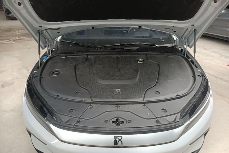 Used BYD Han 2024 EV Glory Edition 605KM Front-Wheel-Drive Premium Model Engine Bay