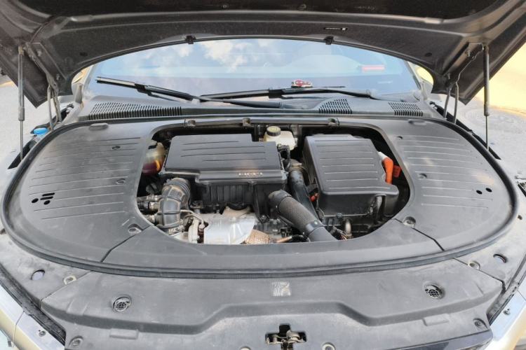 Used BYD Han 2024 DM-i Glory Edition 121KM Elite Model Engine Bay