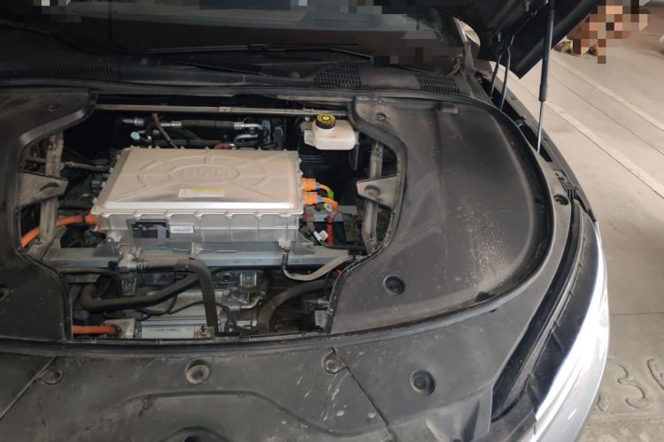 Used BYD Han 2024 EV Glory Edition 605KM Front-Wheel-Drive Premium Model Engine Bay Left