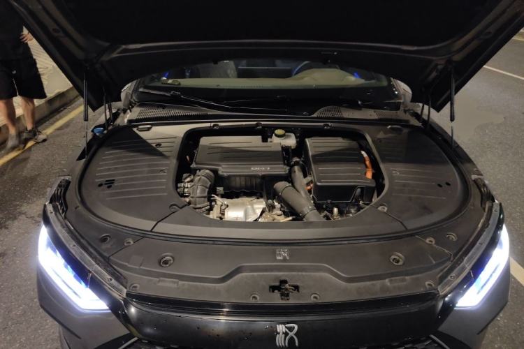 Used BYD Han 2024 DM-i Glory Edition 121KM Elite Model Engine Bay