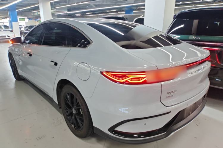 Used BYD Han 2024 DM-i Glory Edition 121KM Elite Model Exterior 2