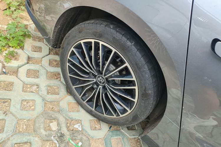 Used BYD Han 2024 DM-i Glory Edition 121KM Premium Model Exterior 5